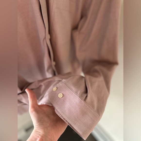 Eddie Bauer light Pink Casual Button Down Shirt - Picture 4 of 9